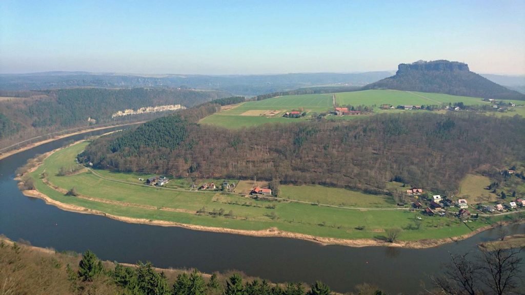 The great Elbe loop seen from the fortress of Königstein. 