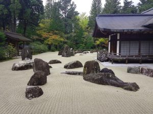 Jardin zen (jardin sec) du temple Kongobu Ji à Koyasan
