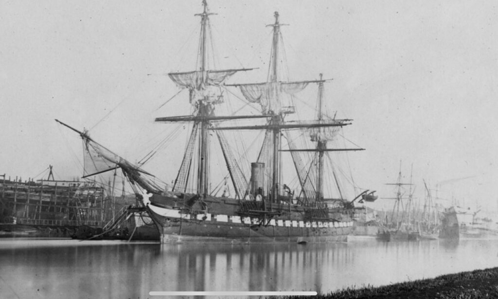 The frigate Flore was). This frigate was built in Rochefort and armed for trials in April 1871. Leaving the Île d'Aix in August, she embarked on her first campaign in the South Seas. On 1 November 1871, Julien Viaud, alias Pierre Loti, embarked on the ship, which was then at anchor in Valparaiso. The ship made the Polynesian cruise, returning to the port of Brest on 4 December 1872.