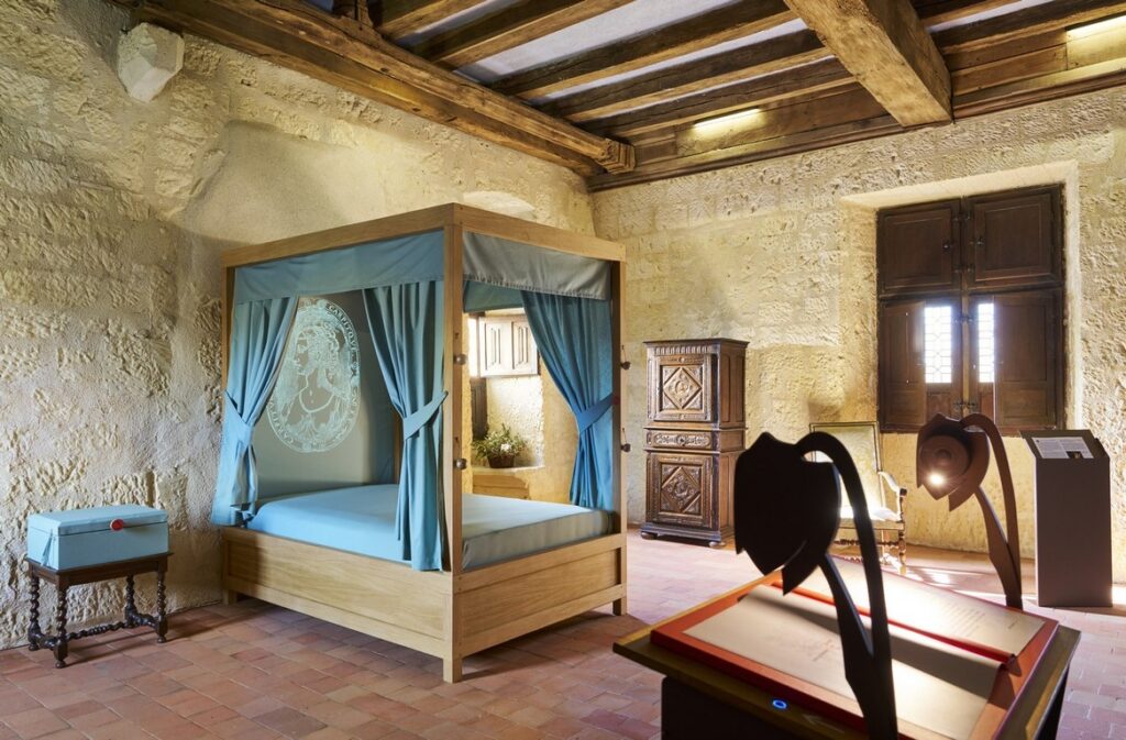 Prieuré Saint-Cosme. Chambre de Ronsard. Stevens Fremont.