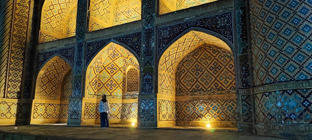 Bukhara. Illuminated Madrasa Nadir Divan-Begui.