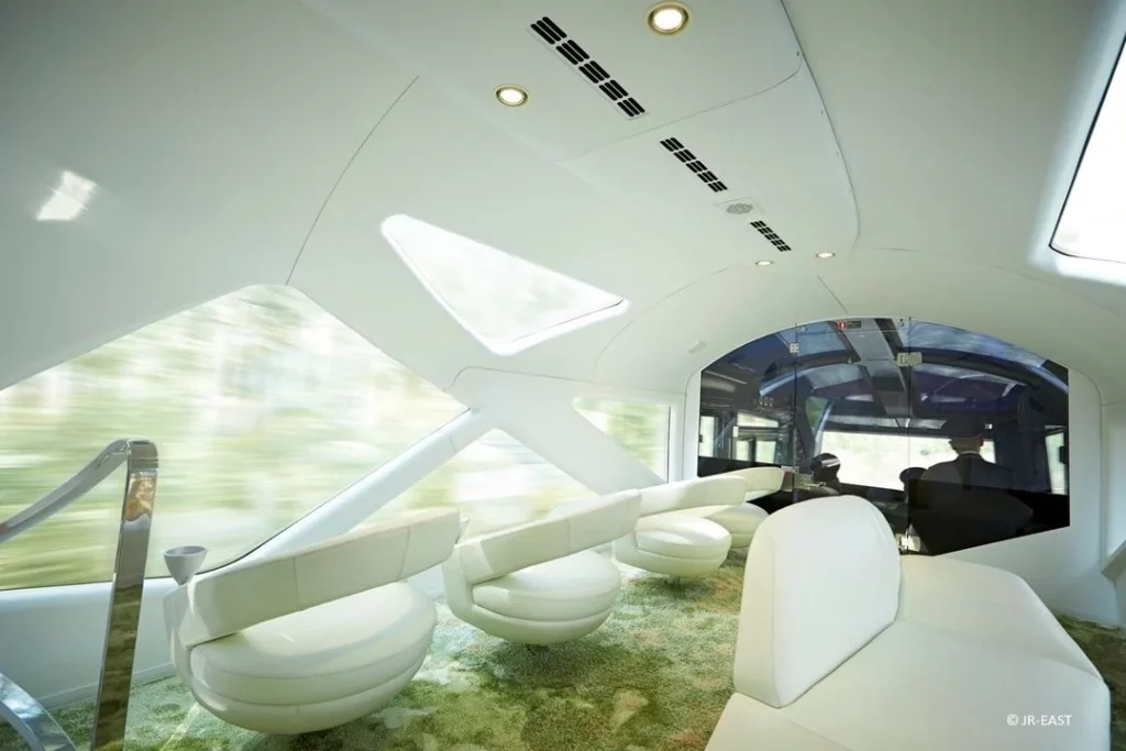 The front of the Shiki-Shima, an avant-garde train.