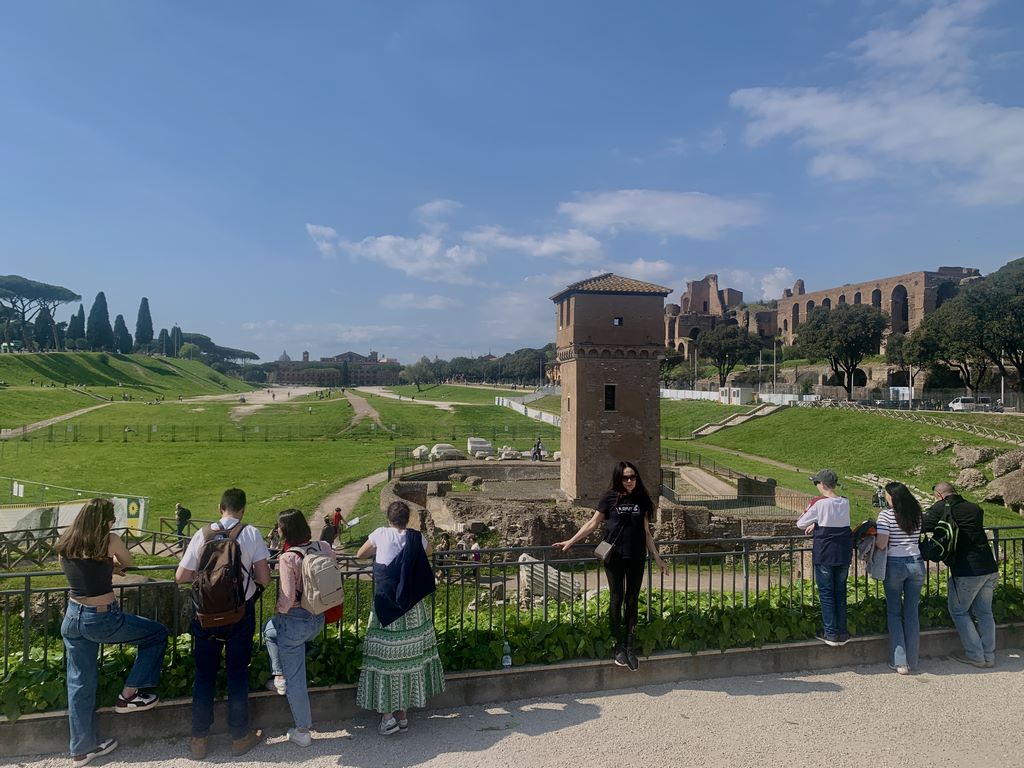 Italie. Rome. Situé entre l’Aventin et le Mont Palatin, le Circus Maximus était le plus grand hippodrome de la Rome Antique. L'arène mesurait environ 600 mètres de long et 150 mètres de largeur. © Michèle Lasseur.
