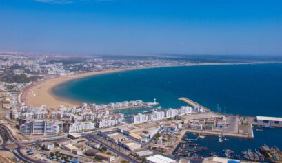 Maroc. Vue aérienne d'Agadir et de sa magnifique baie. Marco Riss/Commons.